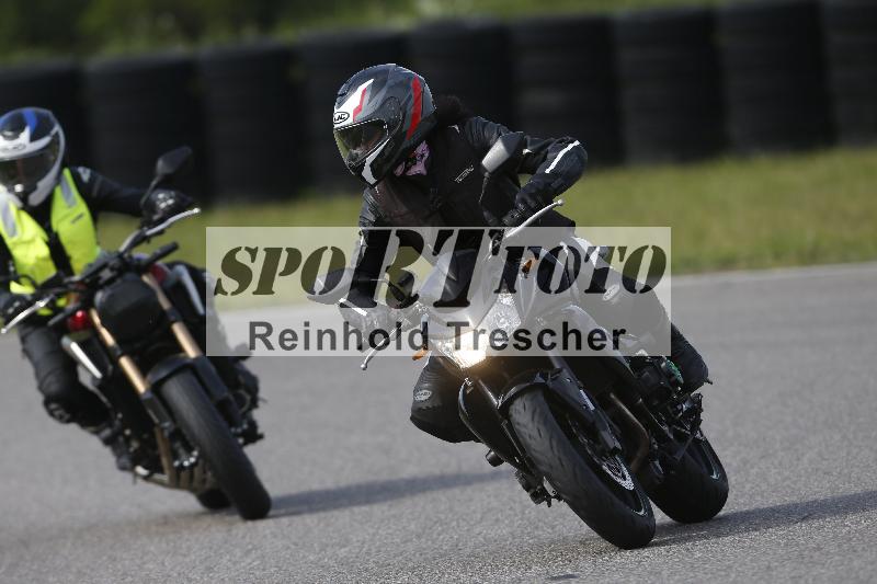 /Archiv-2024/17 01.05.2024 Speer Racing ADR/Schnuppertraining